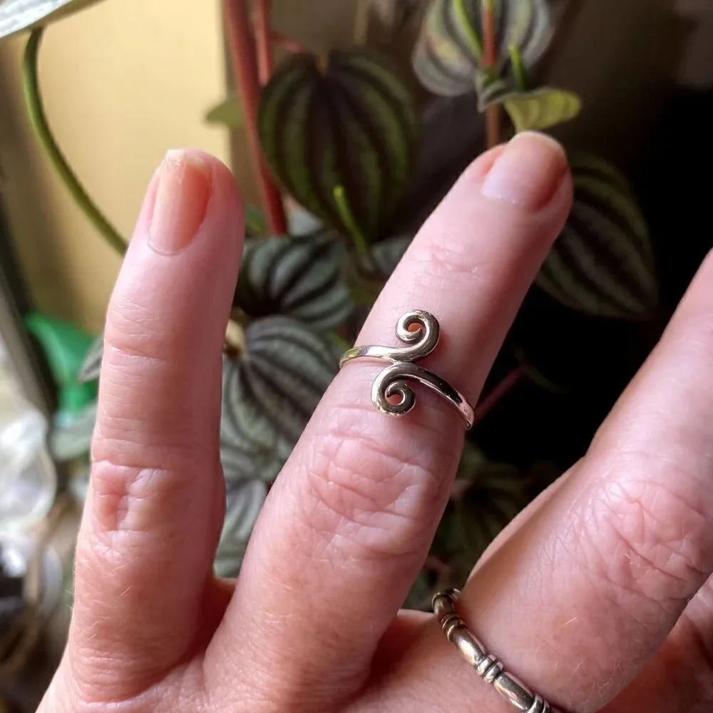 Double Twirl Sterling Silver Toe Ring